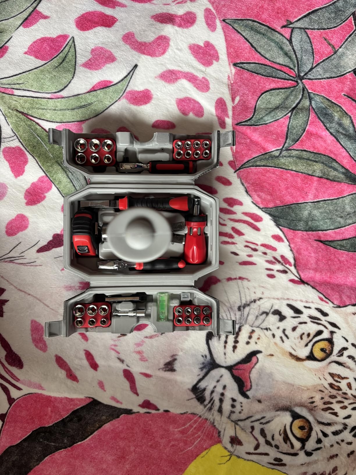 Thor Hammer Toolbox customer review photo 2